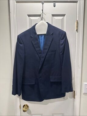 Saddlebred Men's Navy Blazer with Subtle Blue Lining